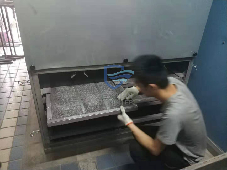 �՚��������̿���Q